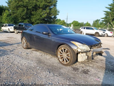 INFINITI G37 2009