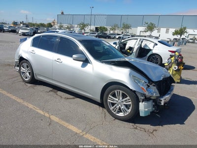 INFINITI G37 2013