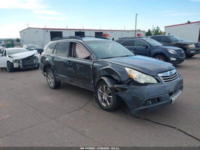 SUBARU OUTBACK 2012