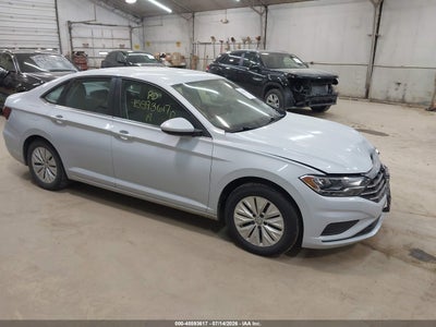 VOLKSWAGEN JETTA 2019