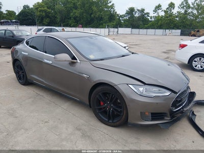 TESLA MODEL S 2015