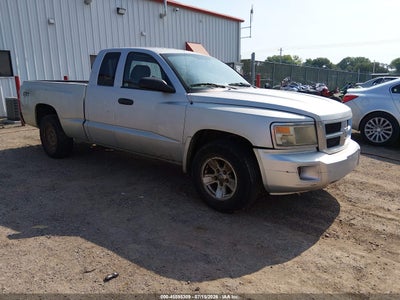 DODGE DAKOTA 2008