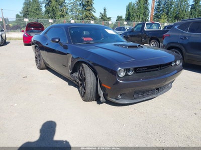DODGE CHALLENGER 2016