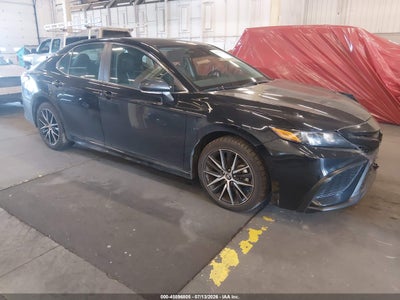 TOYOTA CAMRY 2023