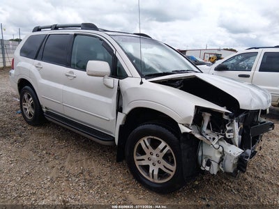 MITSUBISHI ENDEAVOR 2004