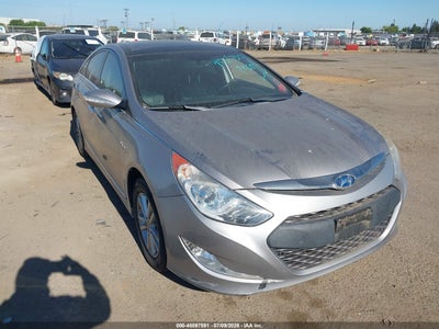 HYUNDAI SONATA HYBRID 2011