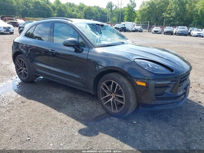 PORSCHE MACAN 2025