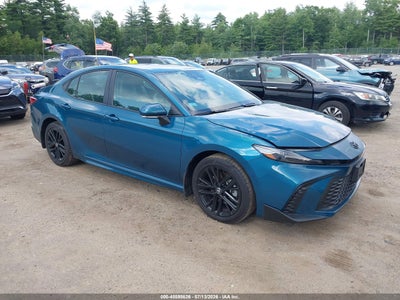 TOYOTA CAMRY 2026