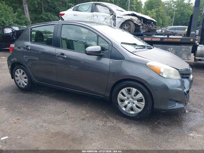 TOYOTA YARIS 2012