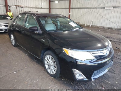 TOYOTA CAMRY HYBRID 2013