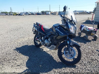 SUZUKI DL1000 2012