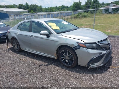 TOYOTA CAMRY 2021