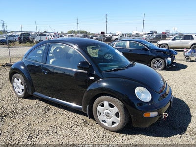 VOLKSWAGEN NEW BEETLE 2000