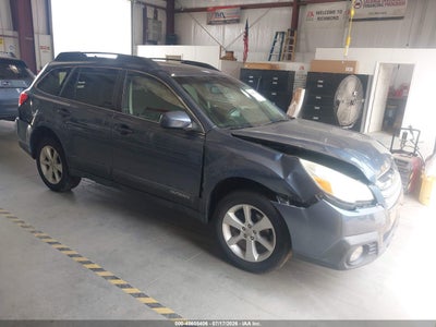 SUBARU OUTBACK 2014