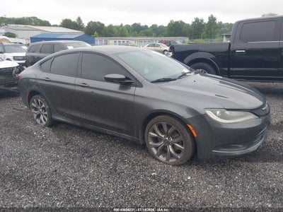 CHRYSLER 200 2015