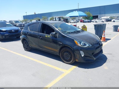 TOYOTA PRIUS C 2016