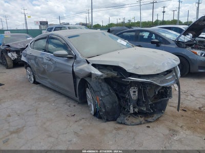 CHRYSLER 200 2016