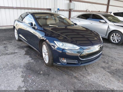 TESLA MODEL S 2014