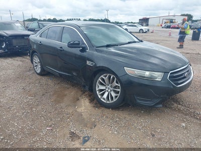 FORD TAURUS 2015