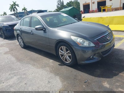 INFINITI Q40 2015