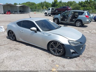 SCION FR-S 2013