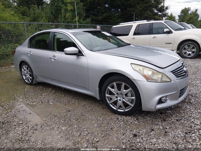 INFINITI G37 2013
