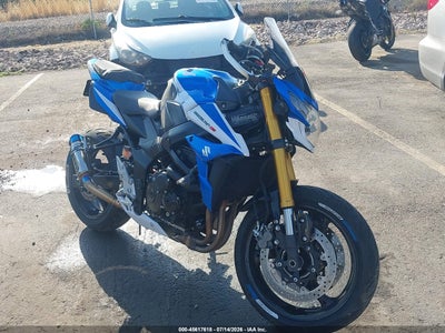 SUZUKI GSX-S750 2015