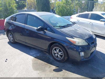 TOYOTA PRIUS 2011