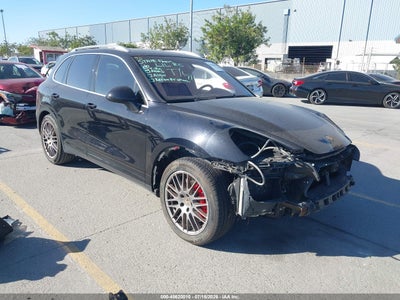 PORSCHE CAYENNE 2012