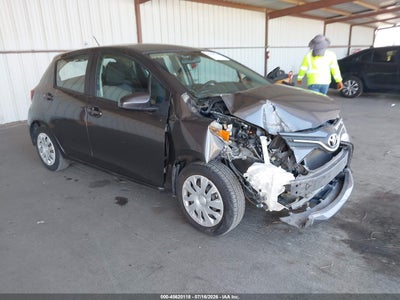 TOYOTA YARIS 2016