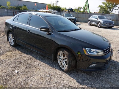 VOLKSWAGEN JETTA 2016