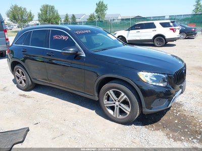 MERCEDES-BENZ GLC 300 2017