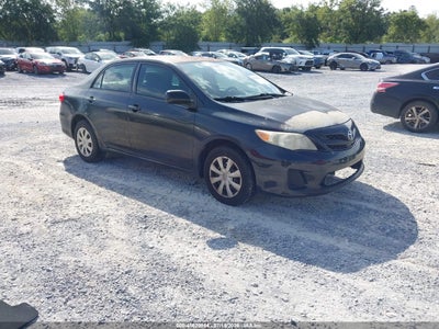 TOYOTA COROLLA 2011