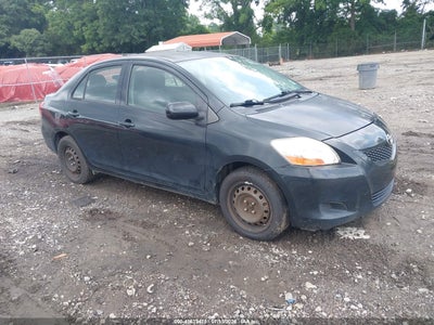 TOYOTA YARIS 2011