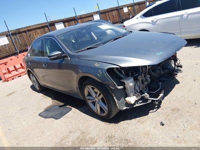 VOLKSWAGEN PASSAT 2014