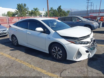 TOYOTA PRIUS PRIME 2017