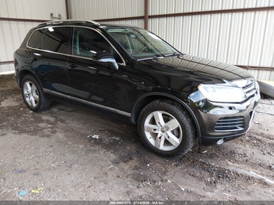 VOLKSWAGEN TOUAREG 2012