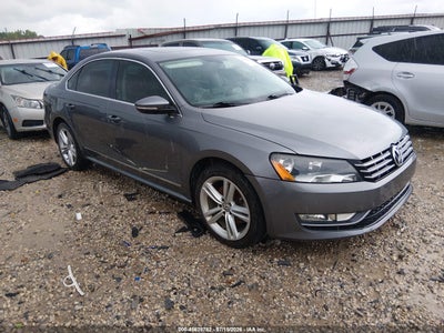 VOLKSWAGEN PASSAT 2012