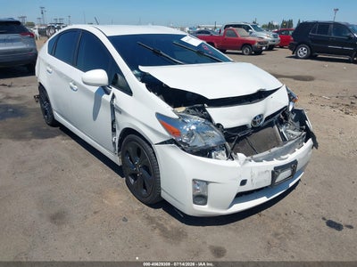 TOYOTA PRIUS 2011