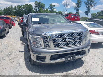 NISSAN TITAN 2018