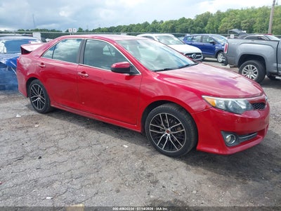 TOYOTA CAMRY 2014