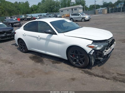ALFA ROMEO GIULIA 2021