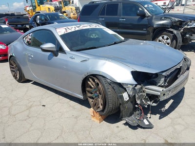 SCION FR-S 2015