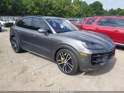 PORSCHE CAYENNE 2025