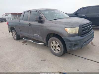 TOYOTA TUNDRA 2011