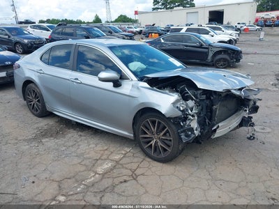 TOYOTA CAMRY 2021