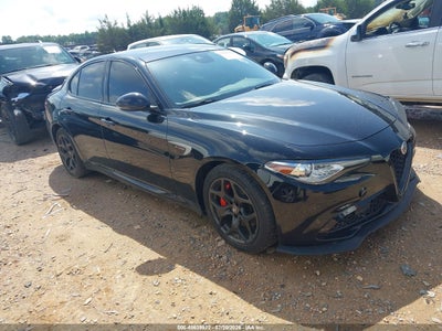 ALFA ROMEO GIULIA 2021