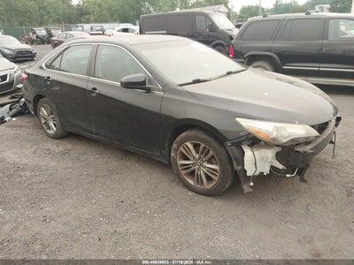 TOYOTA CAMRY 2016