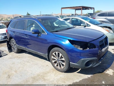 SUBARU OUTBACK 2015