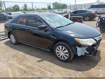 TOYOTA CAMRY 2012